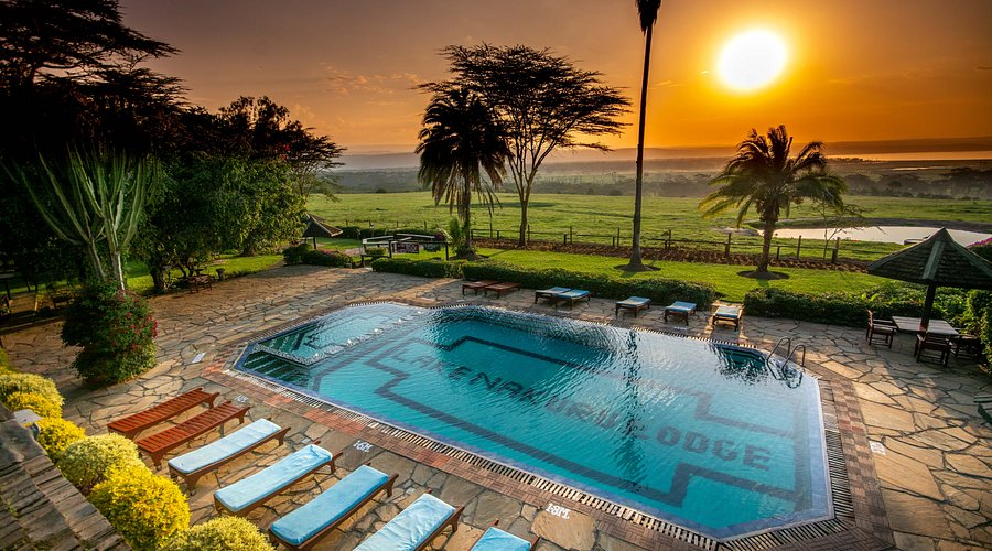 Lake Nakuru safari hotels and lodges