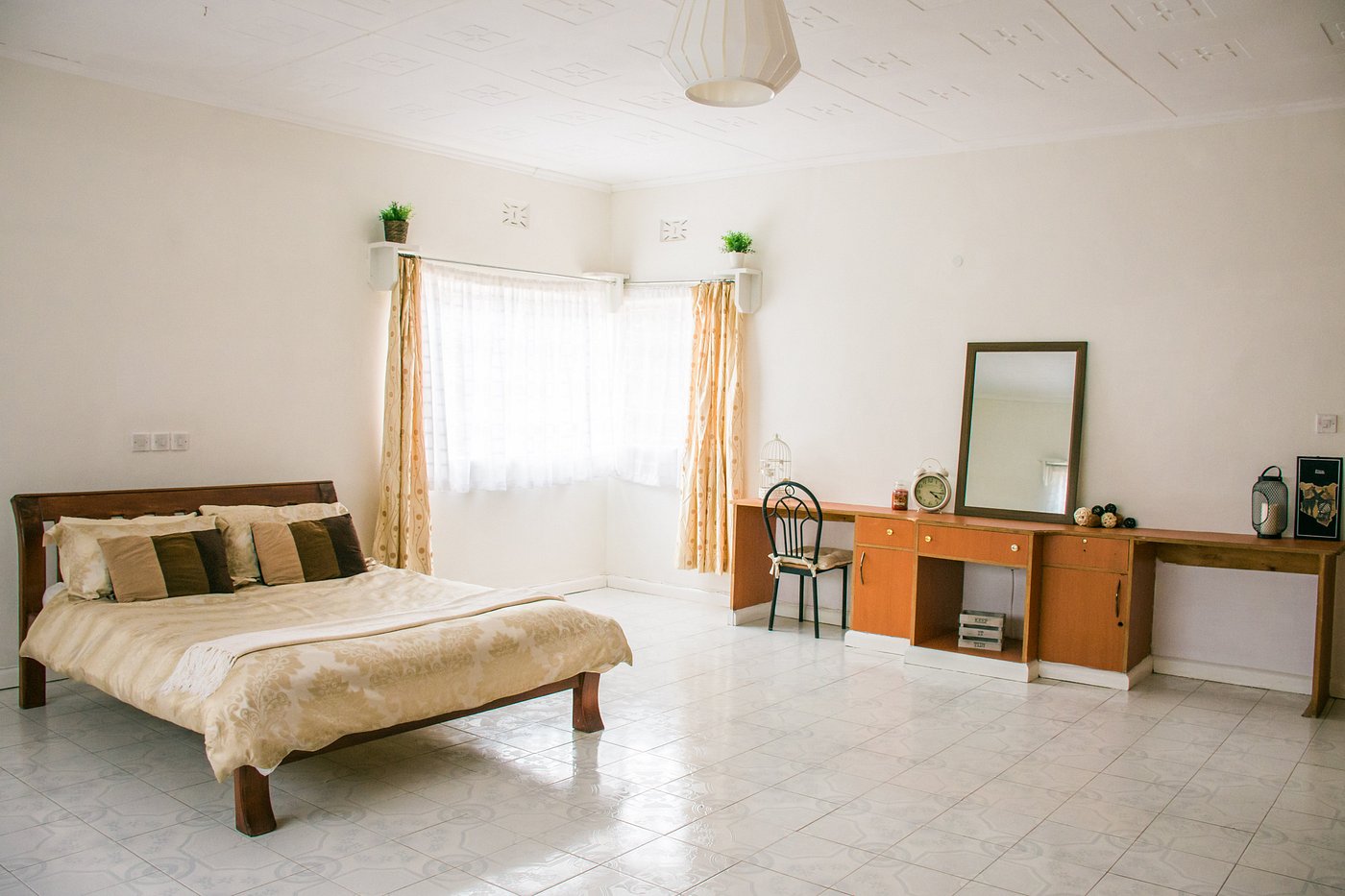 Standard Room - Image 1